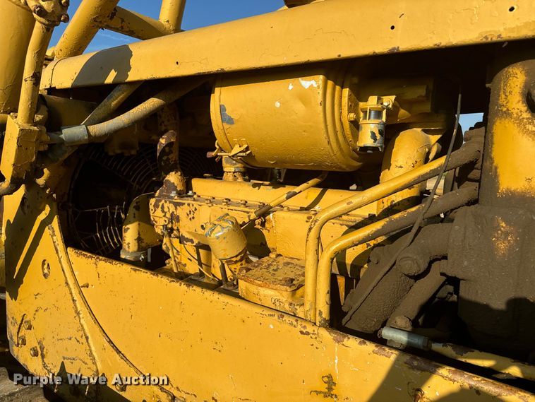 image for item DQ6959 1964 Caterpillar D6C dozer