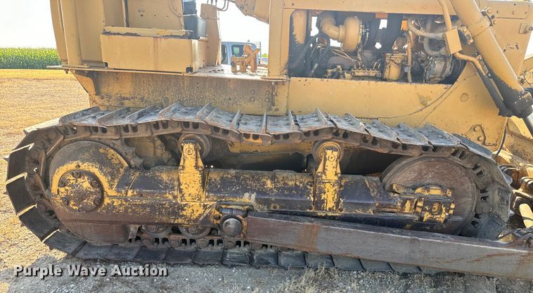 image for item DQ6959 1964 Caterpillar D6C dozer