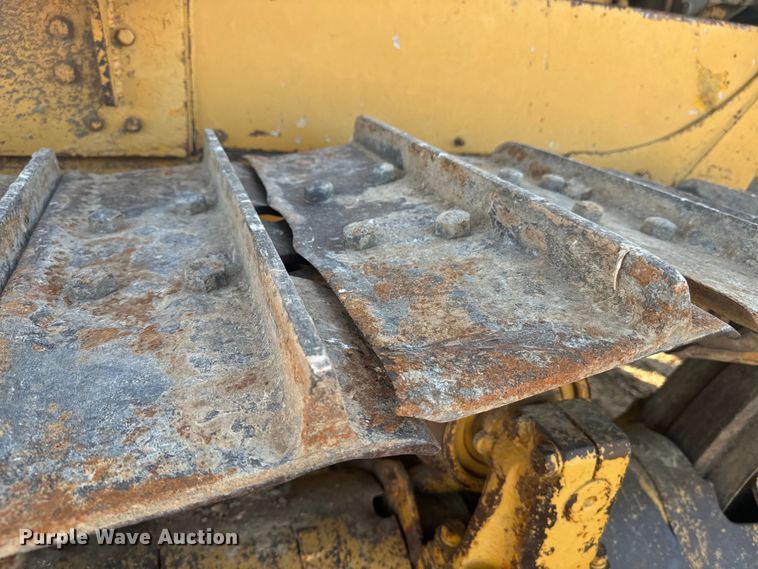 image for item DQ6959 1964 Caterpillar D6C dozer