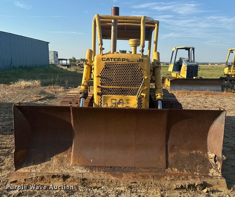 image for item DQ6960 1967 Caterpillar D6C dozer