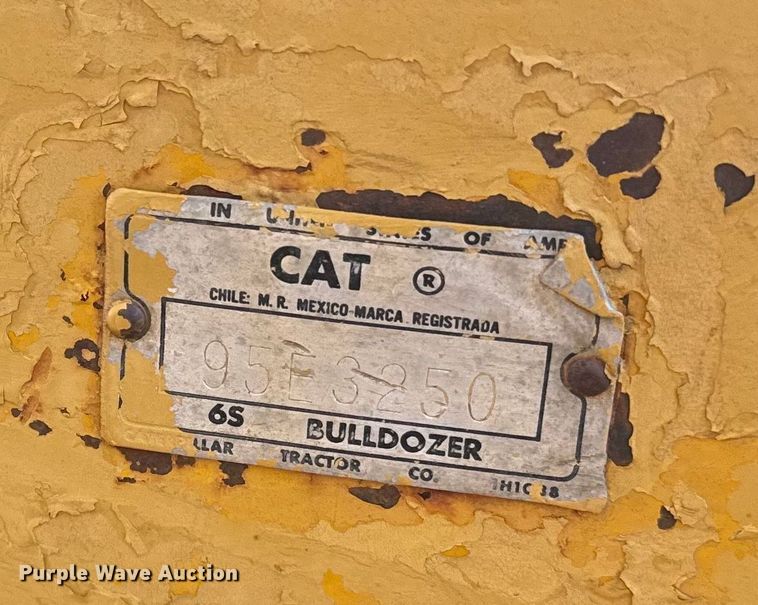 image for item DQ6960 1967 Caterpillar D6C dozer