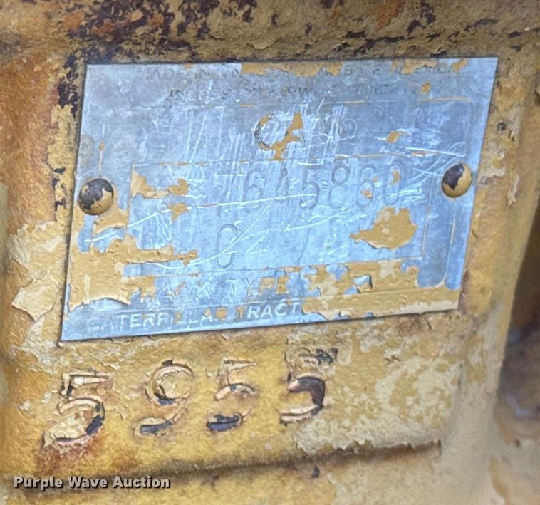 image for item DQ6960 1967 Caterpillar D6C dozer