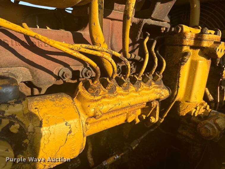 image for item DQ6960 1967 Caterpillar D6C dozer