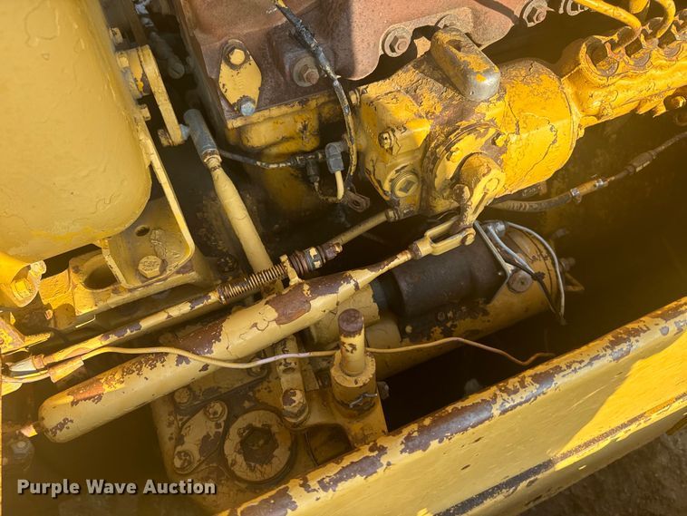 image for item DQ6960 1967 Caterpillar D6C dozer