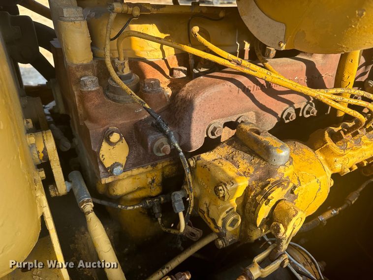 image for item DQ6960 1967 Caterpillar D6C dozer