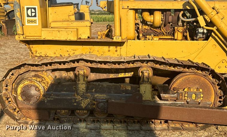 image for item DQ6960 1967 Caterpillar D6C dozer