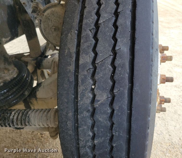 image for item DR4387 2007 Mack Granite ready mix truck