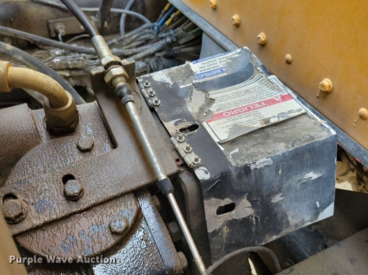 image for item DR4389 2004 Kenworth W900 ready mix truck