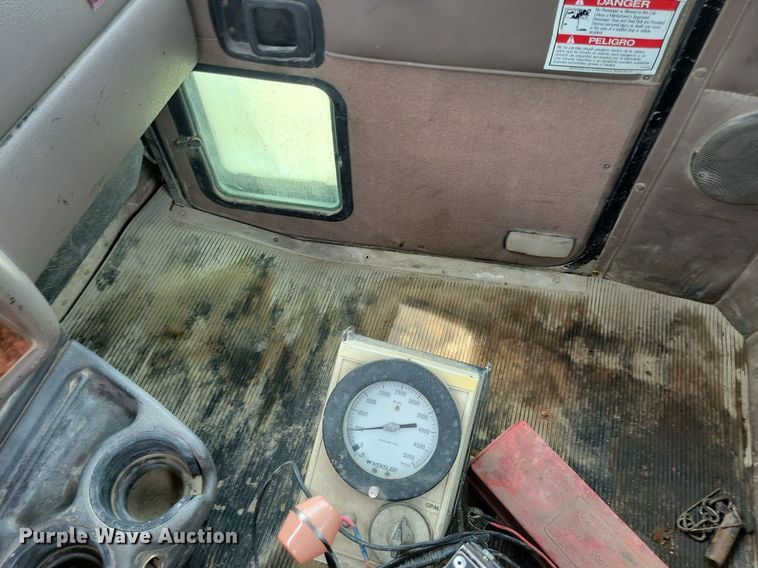 image for item DR4389 2004 Kenworth W900 ready mix truck