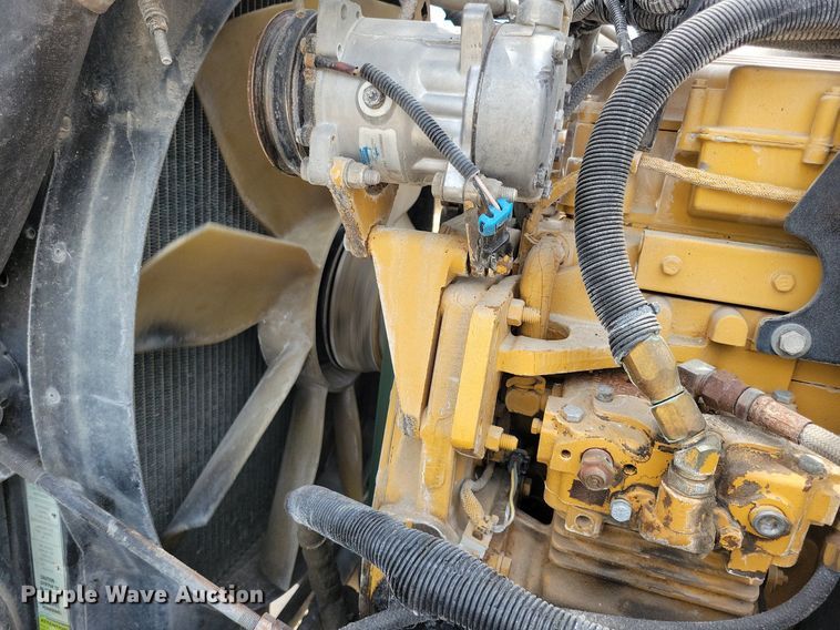 image for item DR4389 2004 Kenworth W900 ready mix truck