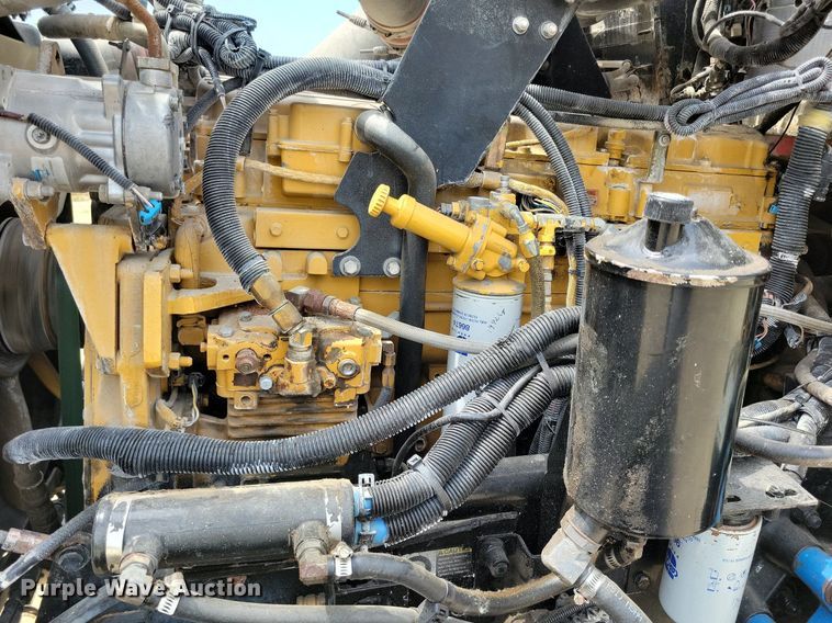 image for item DR4389 2004 Kenworth W900 ready mix truck