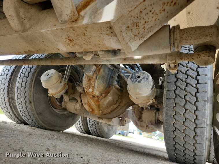 image for item DR4389 2004 Kenworth W900 ready mix truck