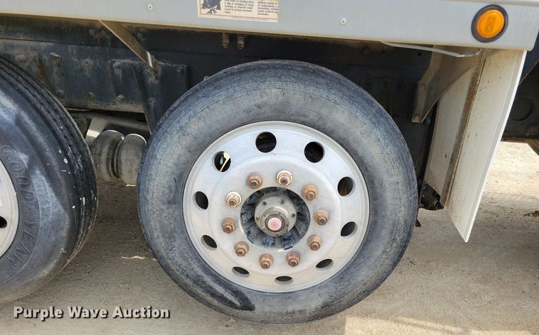 image for item DR4389 2004 Kenworth W900 ready mix truck