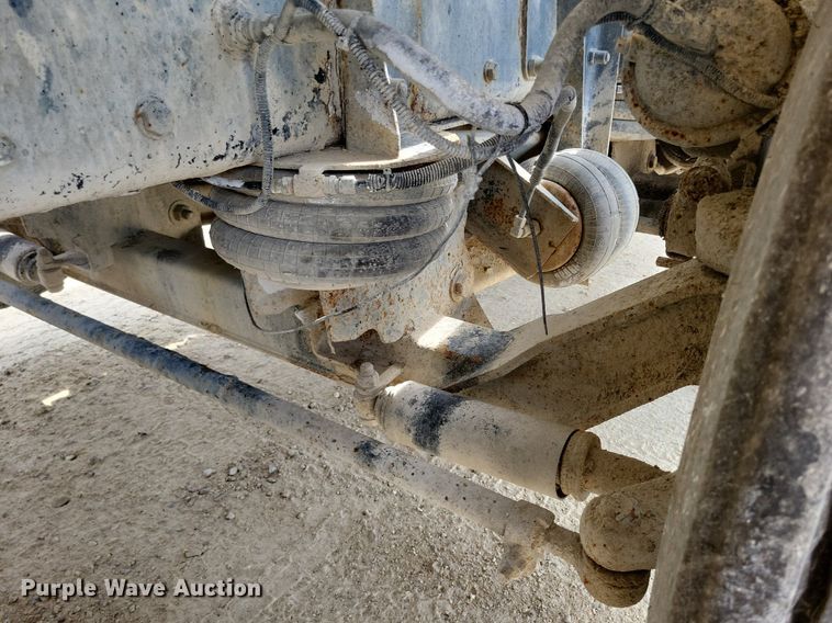 image for item DR4389 2004 Kenworth W900 ready mix truck