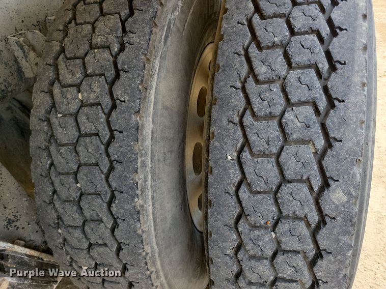 image for item DR4389 2004 Kenworth W900 ready mix truck