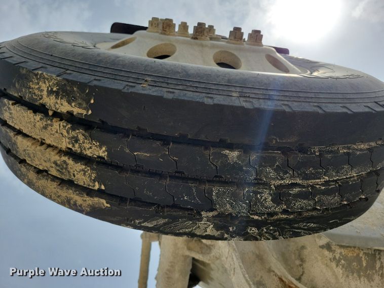 image for item DR4389 2004 Kenworth W900 ready mix truck