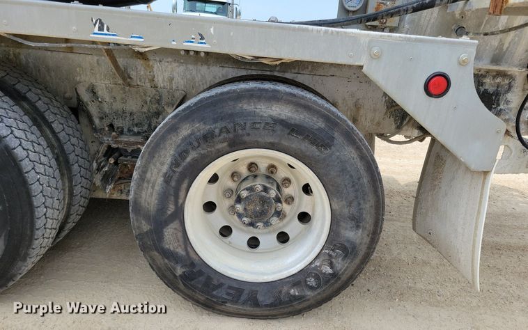 image for item DR4389 2004 Kenworth W900 ready mix truck