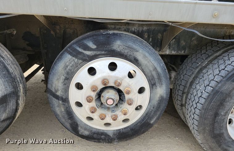 image for item DR4389 2004 Kenworth W900 ready mix truck