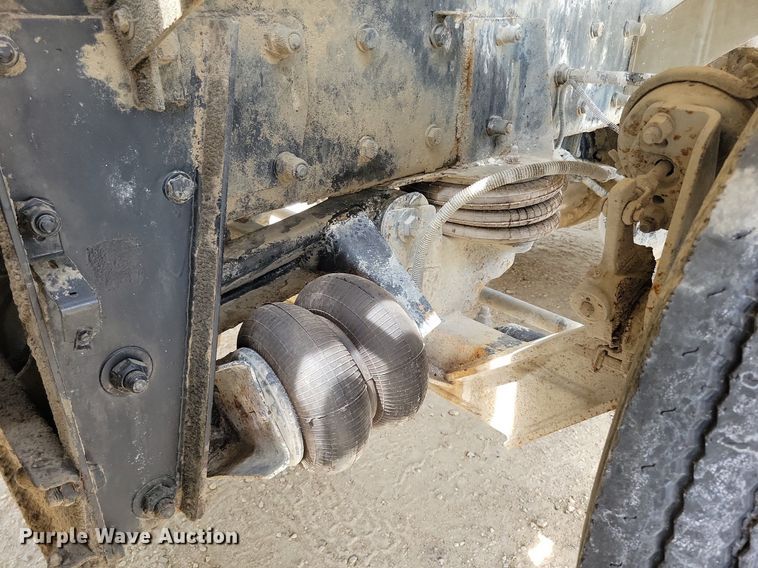 image for item DR4389 2004 Kenworth W900 ready mix truck