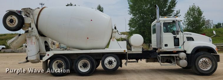image for item DR4390 2007 Mack Granite CV513 ready mix truck