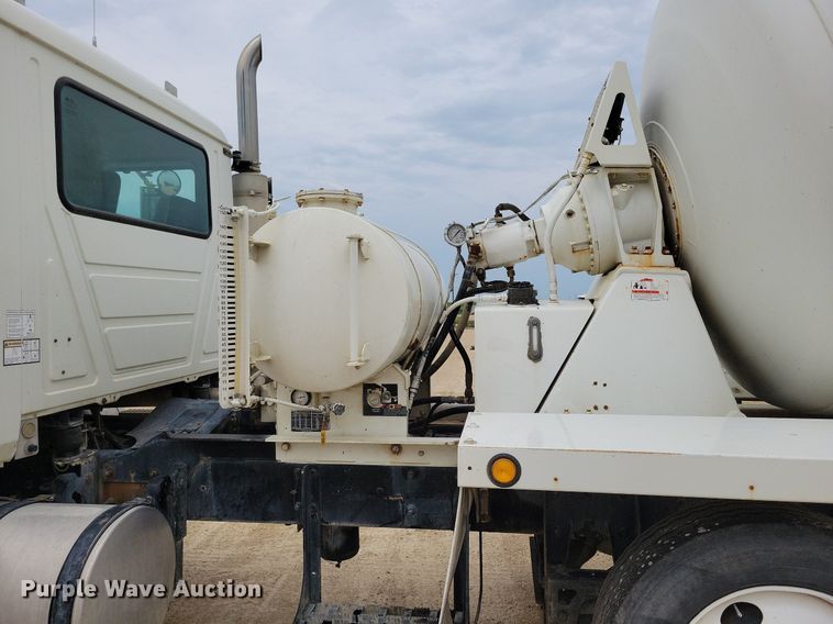 image for item DR4390 2007 Mack Granite CV513 ready mix truck