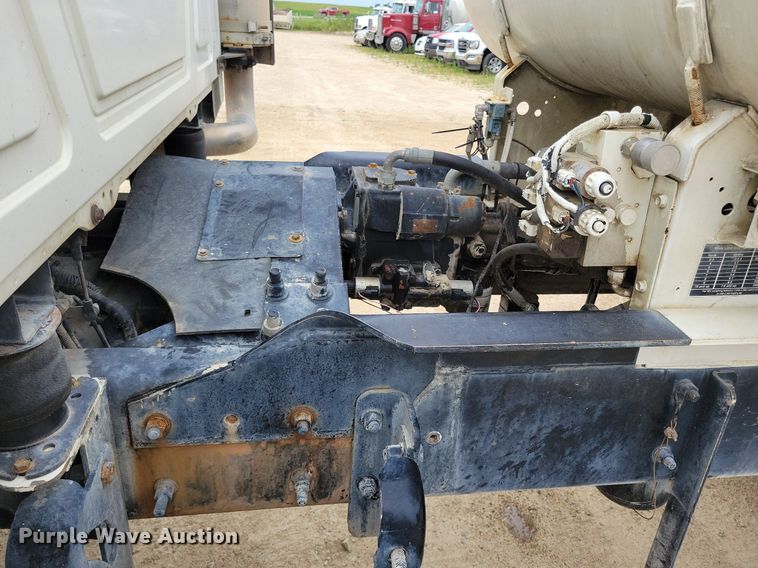 image for item DR4390 2007 Mack Granite CV513 ready mix truck