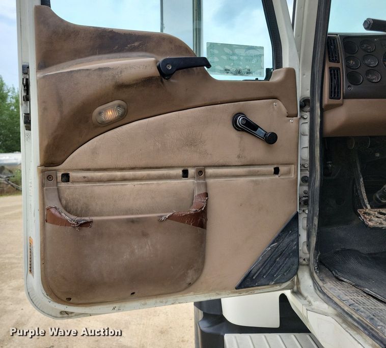 image for item DR4390 2007 Mack Granite CV513 ready mix truck