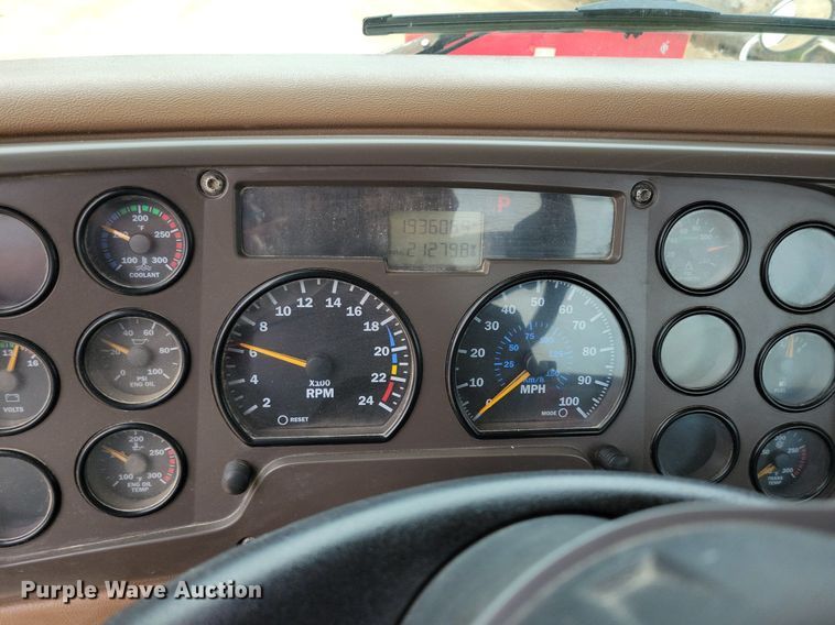 image for item DR4390 2007 Mack Granite CV513 ready mix truck