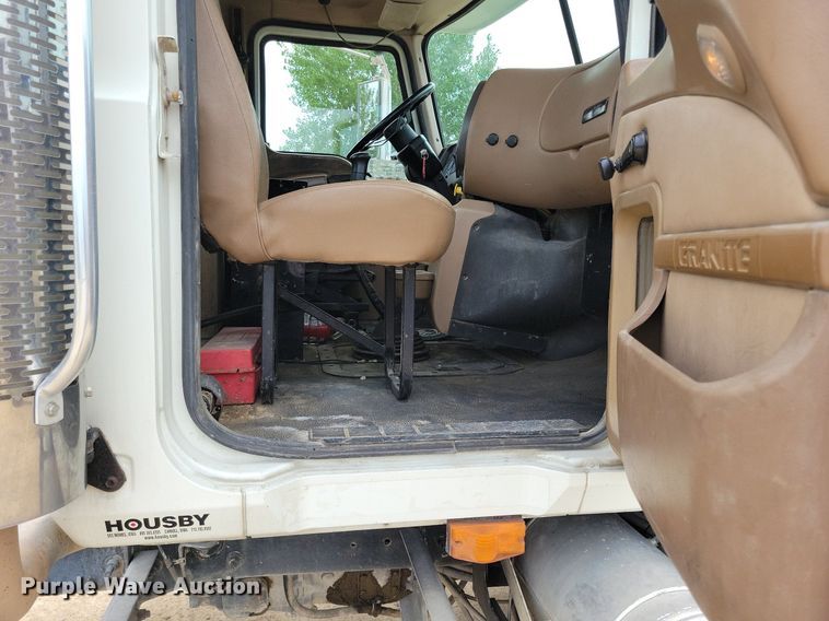 image for item DR4390 2007 Mack Granite CV513 ready mix truck