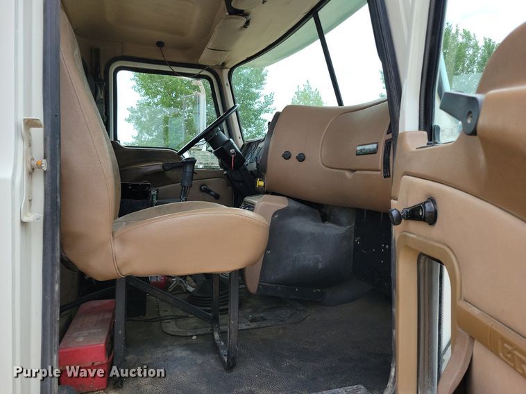 image for item DR4390 2007 Mack Granite CV513 ready mix truck