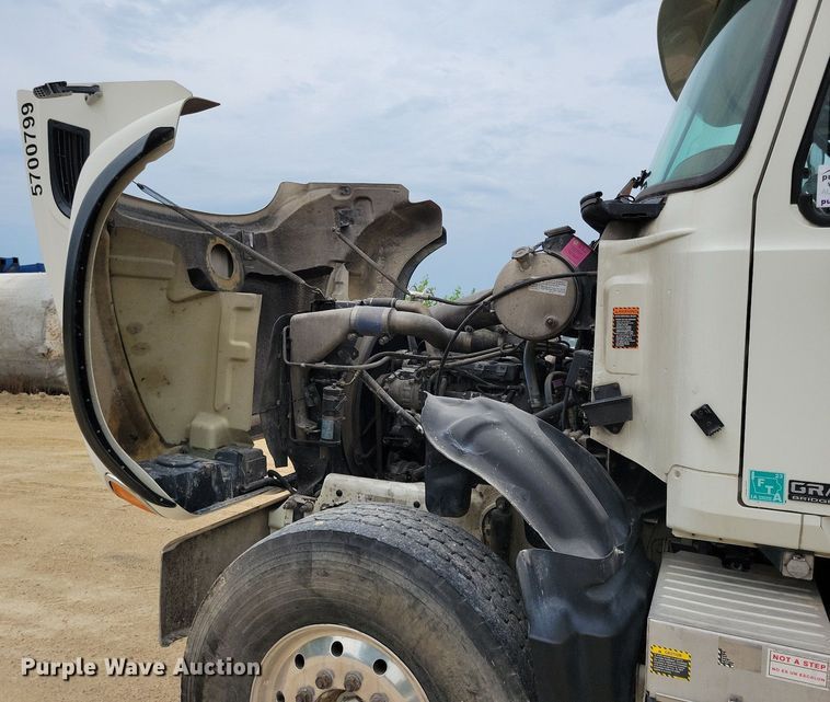 image for item DR4390 2007 Mack Granite CV513 ready mix truck