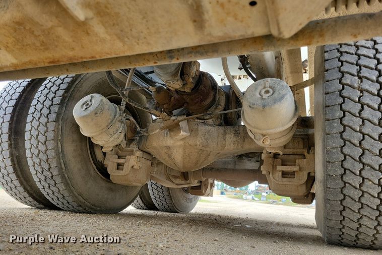 image for item DR4390 2007 Mack Granite CV513 ready mix truck