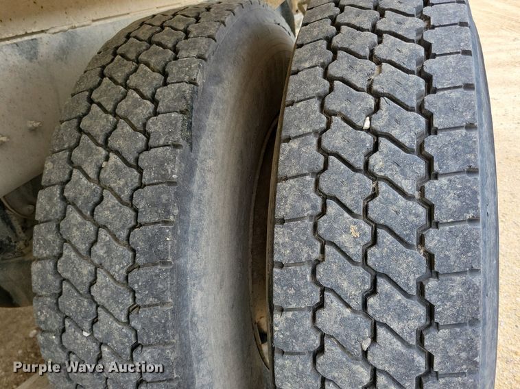 image for item DR4390 2007 Mack Granite CV513 ready mix truck