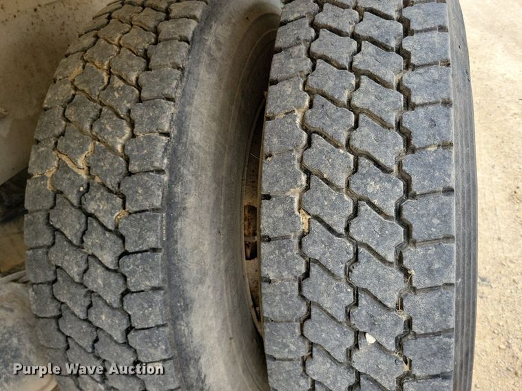 image for item DR4390 2007 Mack Granite CV513 ready mix truck