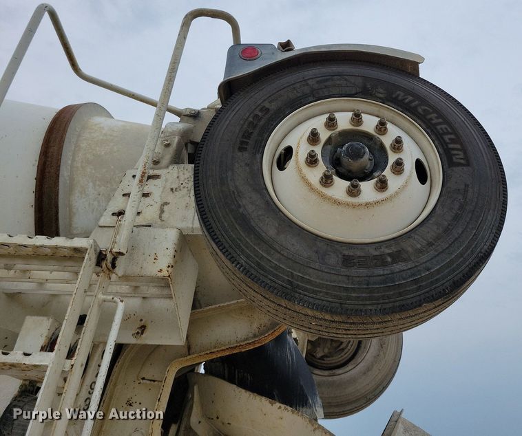 image for item DR4390 2007 Mack Granite CV513 ready mix truck
