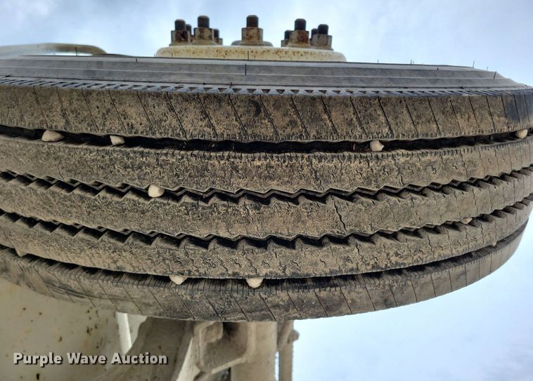 image for item DR4390 2007 Mack Granite CV513 ready mix truck