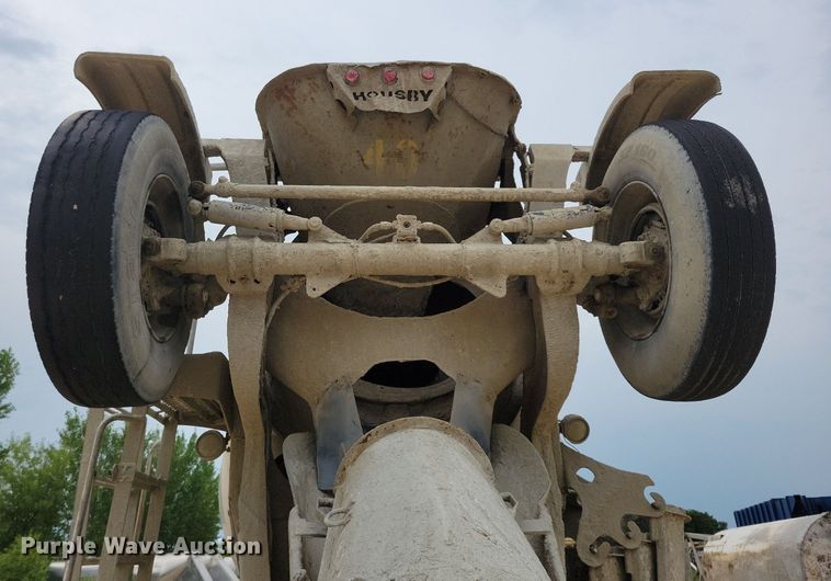 image for item DR4391 2004 Mack CV513 ready mix truck