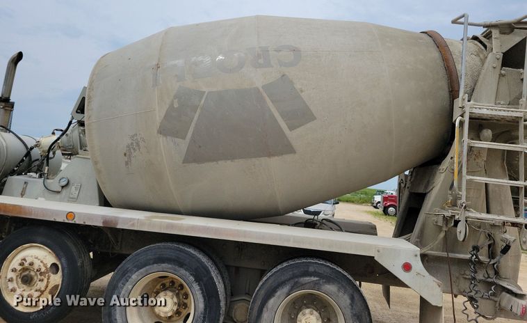 image for item DR4391 2004 Mack CV513 ready mix truck