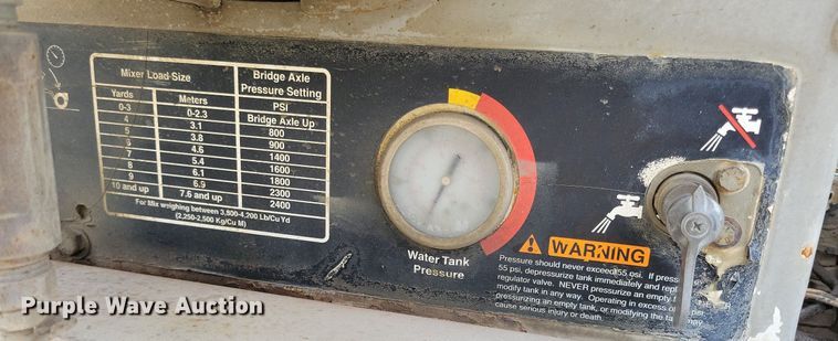 image for item DR4391 2004 Mack CV513 ready mix truck