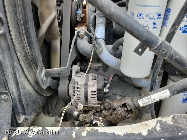 image for item DR4391 2004 Mack CV513 ready mix truck