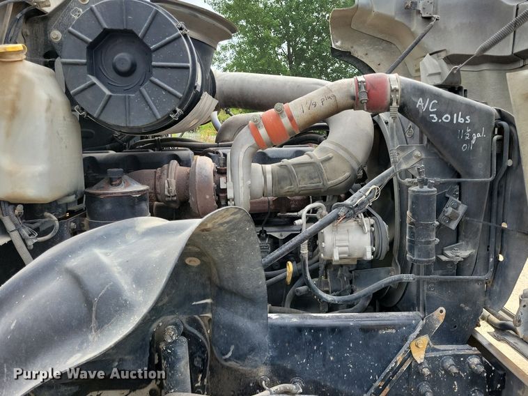 image for item DR4391 2004 Mack CV513 ready mix truck