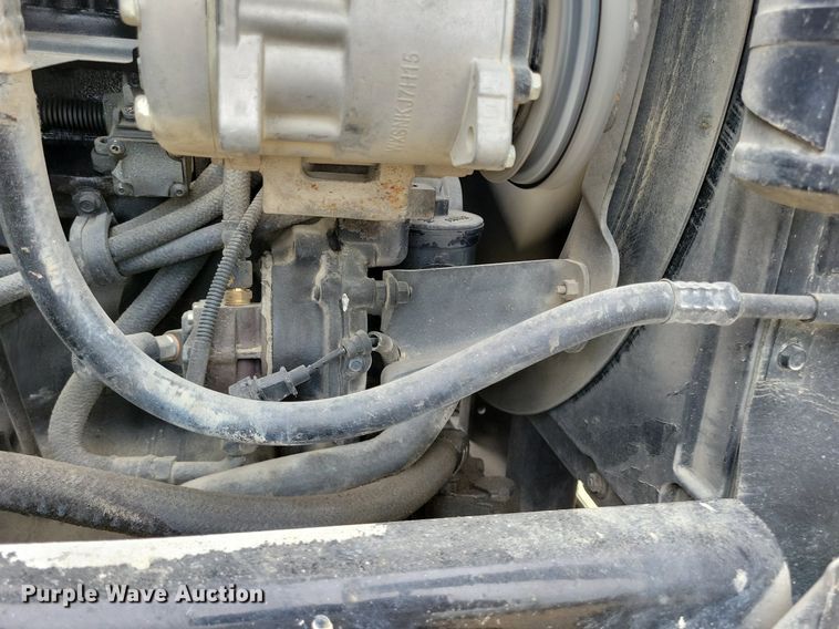 image for item DR4391 2004 Mack CV513 ready mix truck