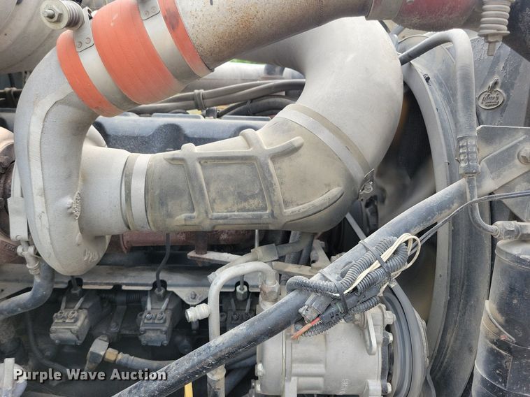 image for item DR4391 2004 Mack CV513 ready mix truck