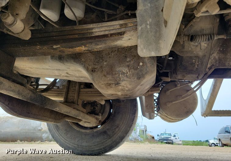 image for item DR4391 2004 Mack CV513 ready mix truck