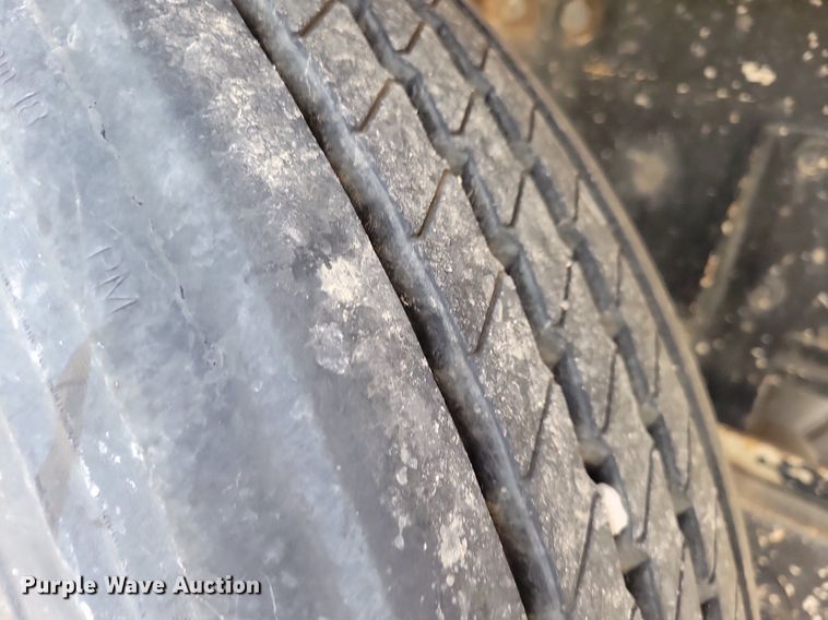 image for item DR4391 2004 Mack CV513 ready mix truck