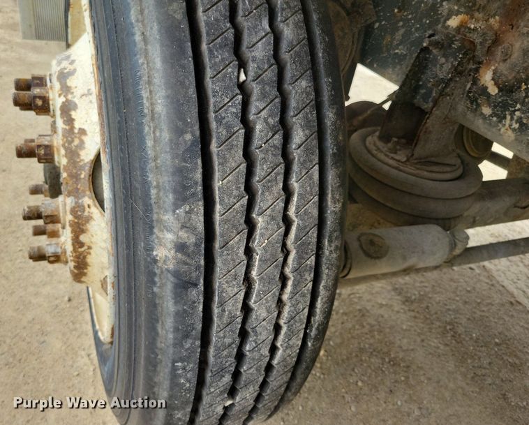 image for item DR4391 2004 Mack CV513 ready mix truck