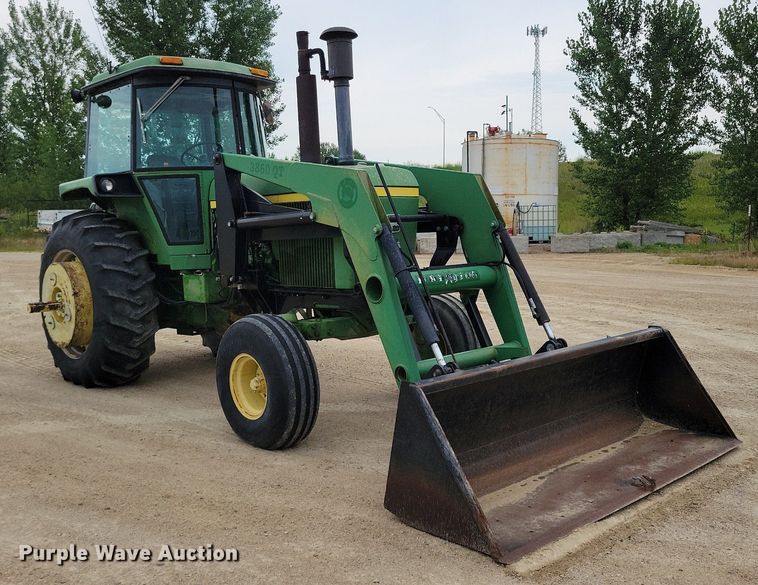 image for item DR4392 1973 John Deere 4630 tractor