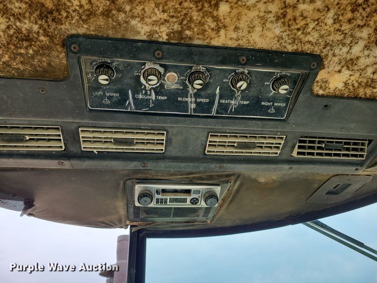 image for item DR4392 1973 John Deere 4630 tractor