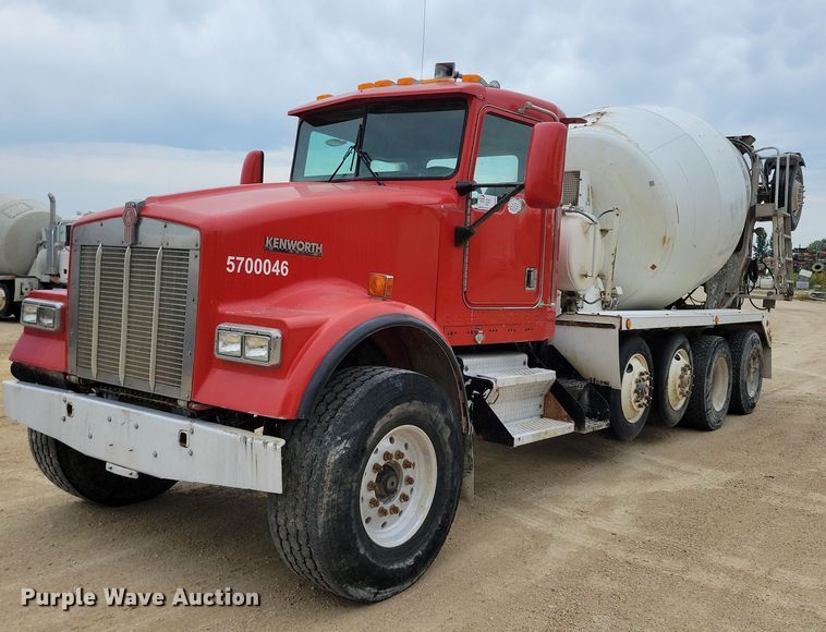 image for item DR4393 1999 Kenworth W900 ready mix truck