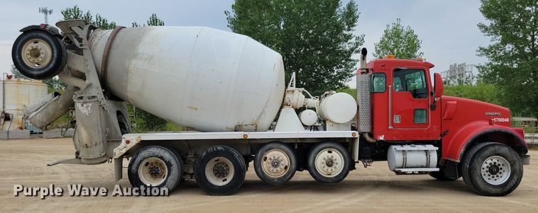 image for item DR4393 1999 Kenworth W900 ready mix truck